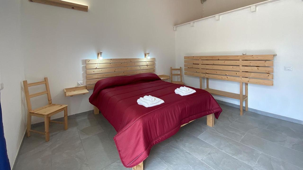I Tre Schen Hotel Calasetta Exterior foto